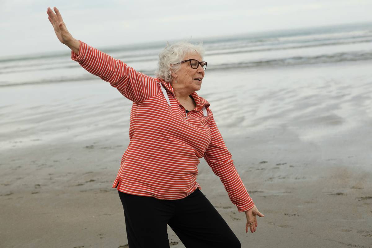 comparison chart of best supplements for post menopause showing ingredient transparency